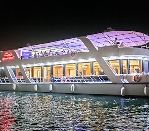 Houseboat Dinner Cruise